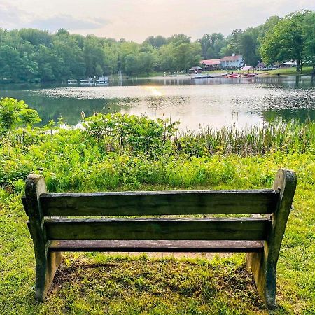 Modern Cabin With Hot Tub Grill Lake Beach Wineries Hiking Fishing And Hershey Park Family And Pet Friendly Superhosts On Ab&B Mount Gretna 외부 사진