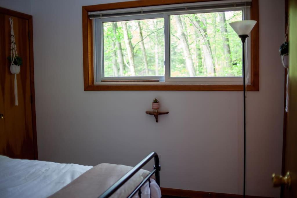 Modern Cabin With Hot Tub Grill Lake Beach Wineries Hiking Fishing And Hershey Park Family And Pet Friendly Superhosts On Ab&B Mount Gretna 외부 사진