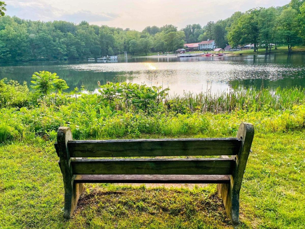 Modern Cabin With Hot Tub Grill Lake Beach Wineries Hiking Fishing And Hershey Park Family And Pet Friendly Superhosts On Ab&B Mount Gretna 외부 사진