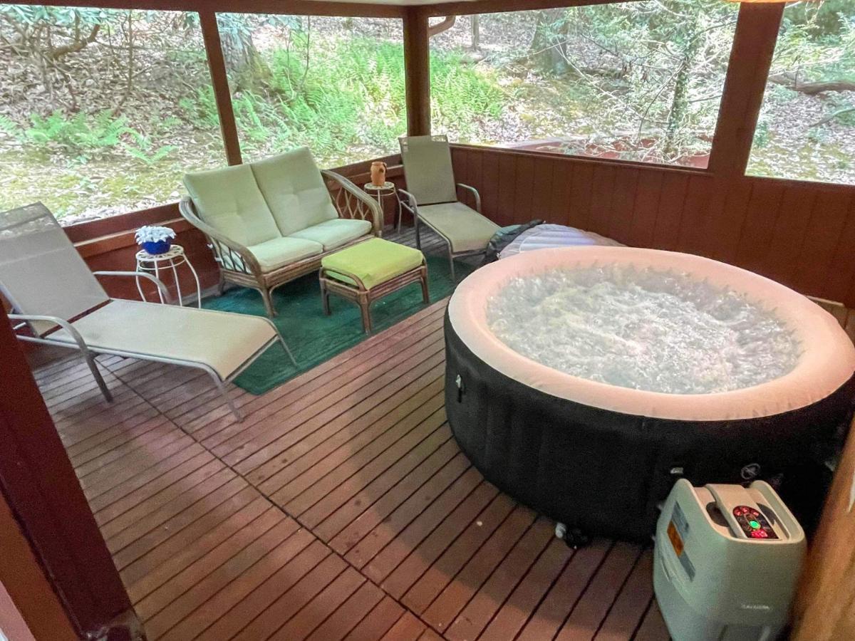 Modern Cabin With Hot Tub Grill Lake Beach Wineries Hiking Fishing And Hershey Park Family And Pet Friendly Superhosts On Ab&B Mount Gretna 외부 사진